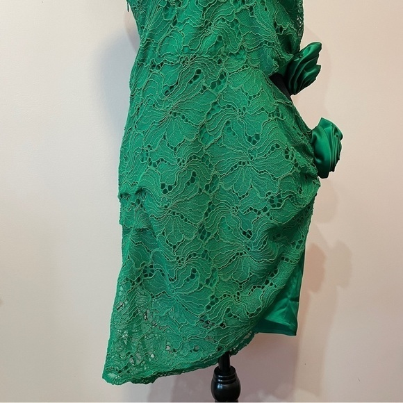 NEW! For Love and Lemon- Green Lace Hatler Neck Casey Mini Dress Cutout Large - Picture 4 of 12